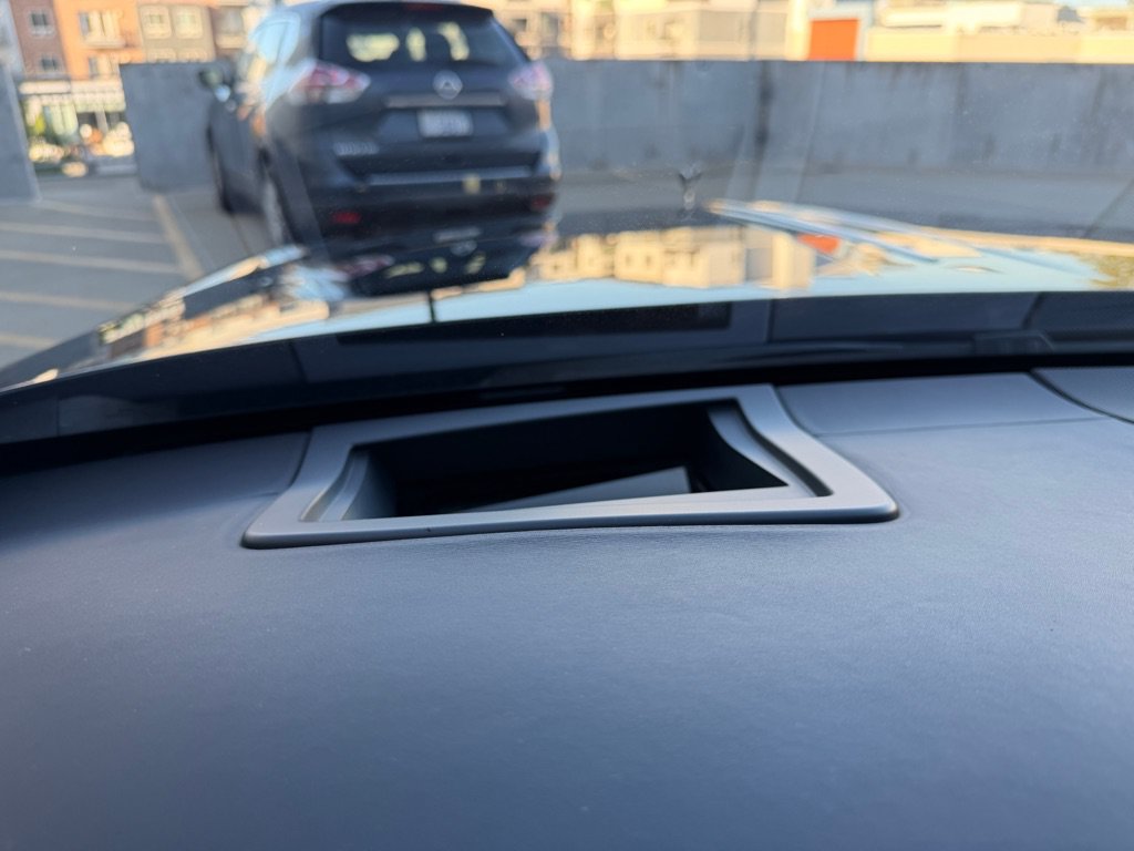 Used 2017 Rolls-Royce Wraith RWD image 18