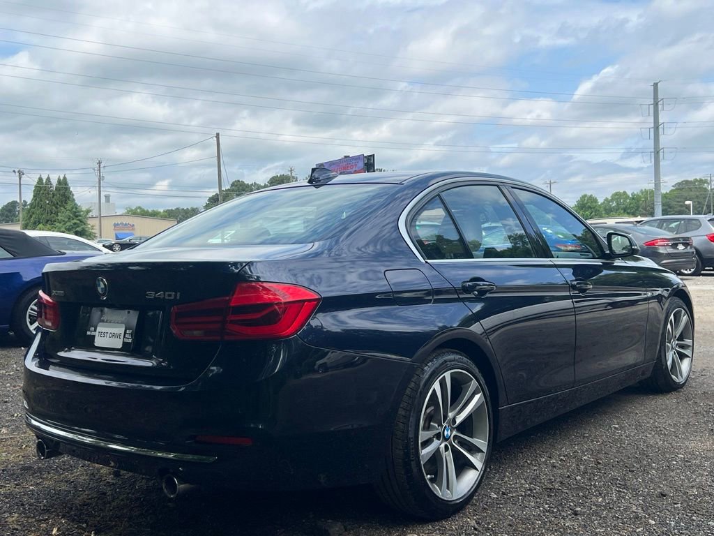 Used 2016 BMW 340i xDrive Sedan AWD/4WD image 5