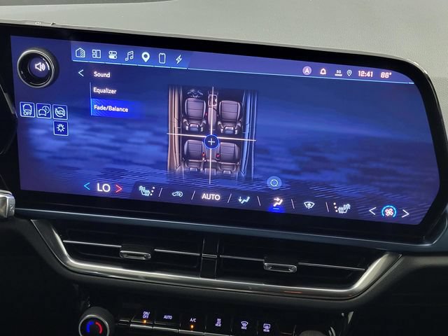 Used 2025 Chevrolet Equinox EV LT FWD image 21