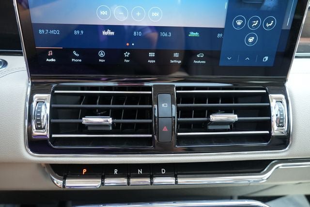 Used 2024 Lincoln Navigator Reserve AWD/4WD image 40