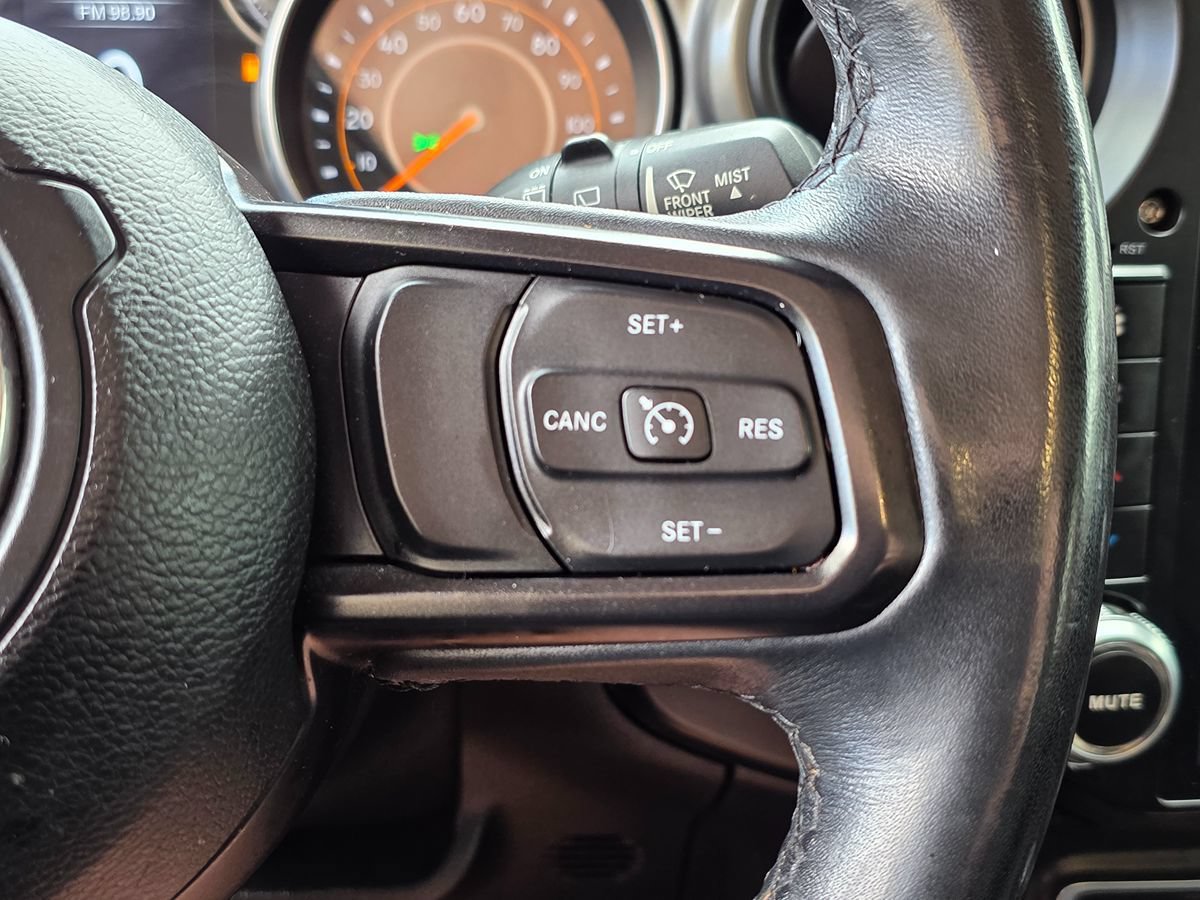 Used 2019 Jeep Wrangler Unlimited Sport S AWD/4WD image 35