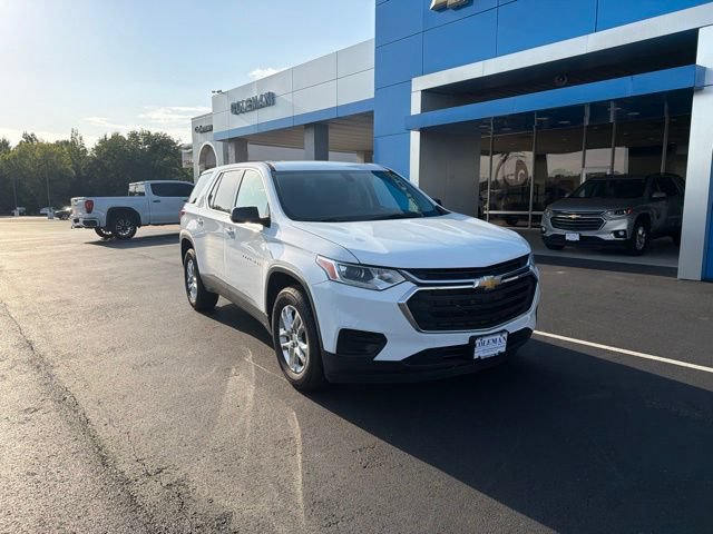Used 2020 Chevrolet Traverse LS FWD image 2