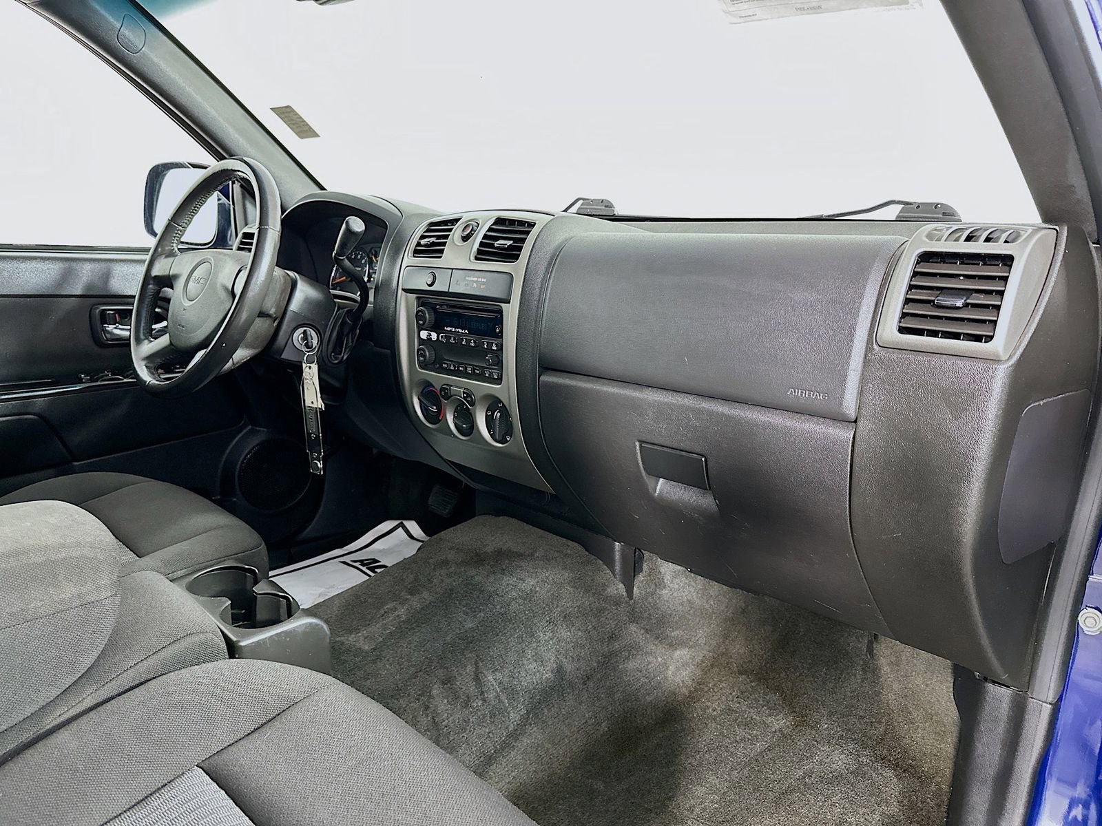 Used 2011 GMC Canyon SLE image 26