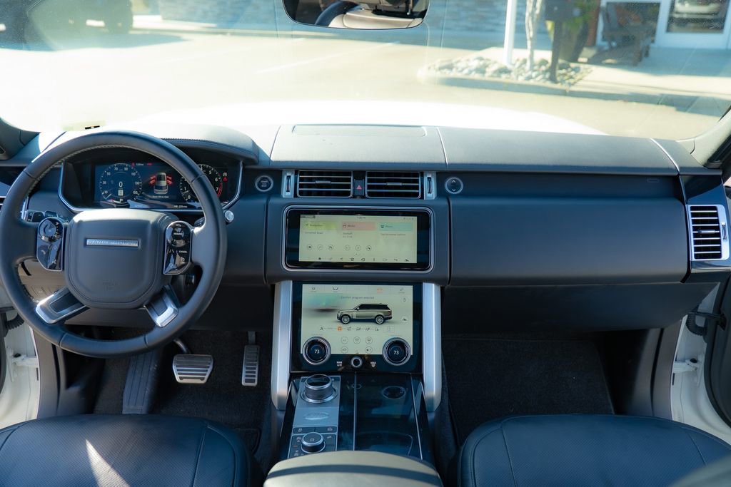 Used 2022 Land Rover Range Rover Westminster Edition image 12