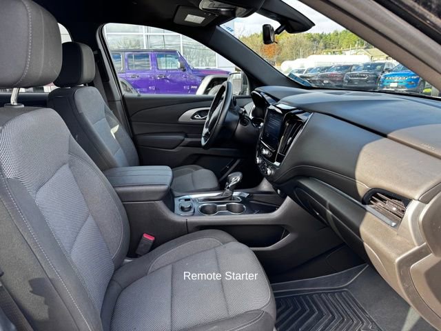 Used 2023 Chevrolet Traverse LT w/ Rear Camera Mirror Package image 8
