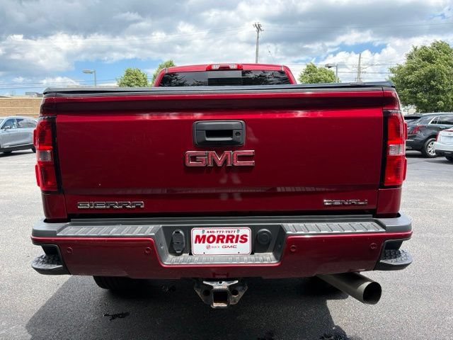 Used 2018 GMC Sierra 2500 Denali w/ Duramax Plus Package AWD/4WD image 5