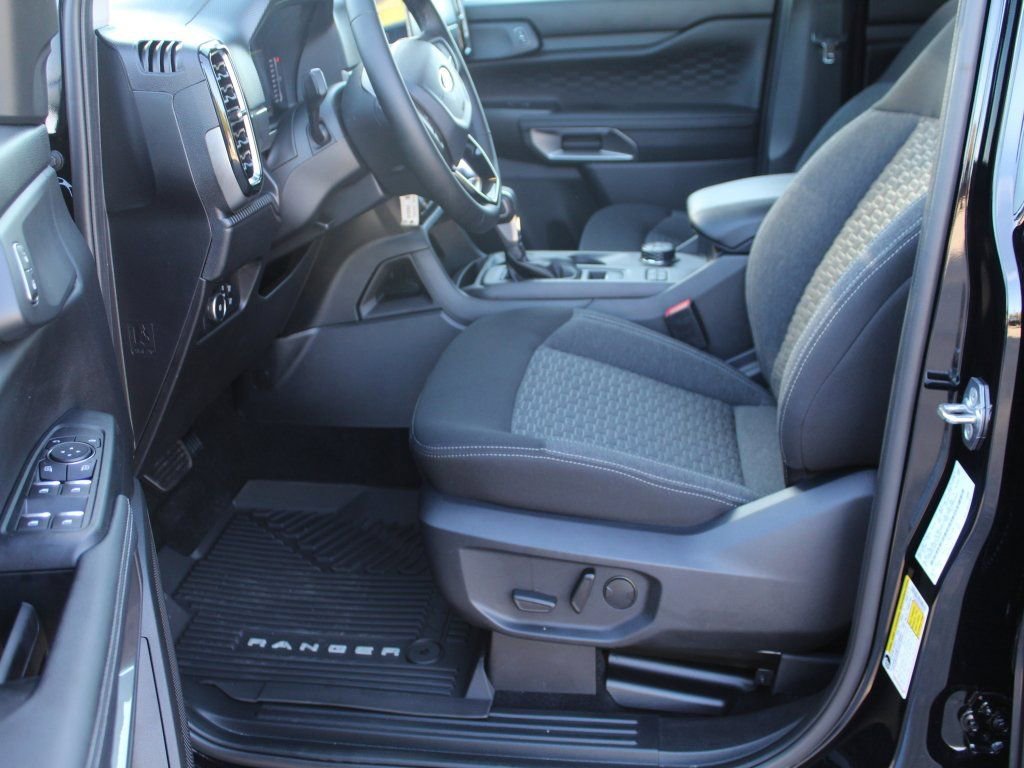 New 2025 Ford Ranger XLT image 4