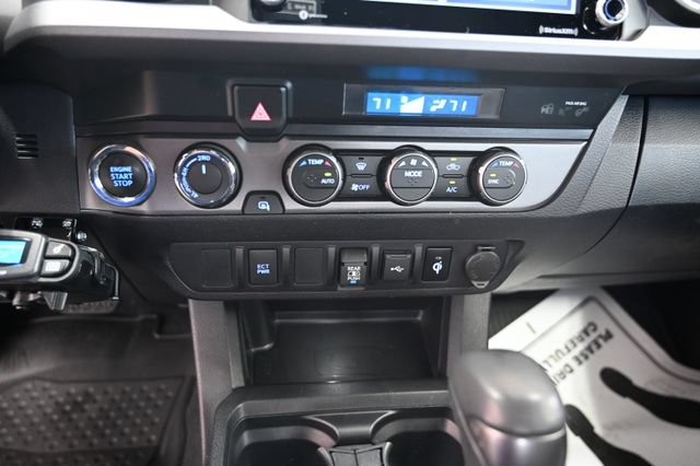 Used 2023 Toyota Tacoma TRD Off-Road AWD/4WD image 19