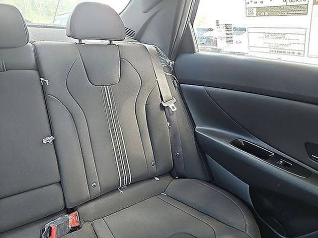 New 2026 Hyundai Elantra SEL Sport Premium FWD image 16