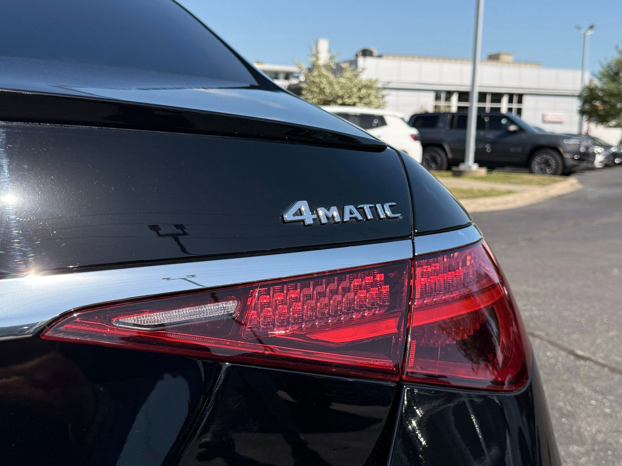 Used 2022 Mercedes-Benz S 500 4MATIC image 13