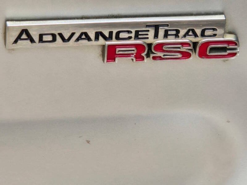 Used 2013 Ford Transit Connect XLT FWD image 24