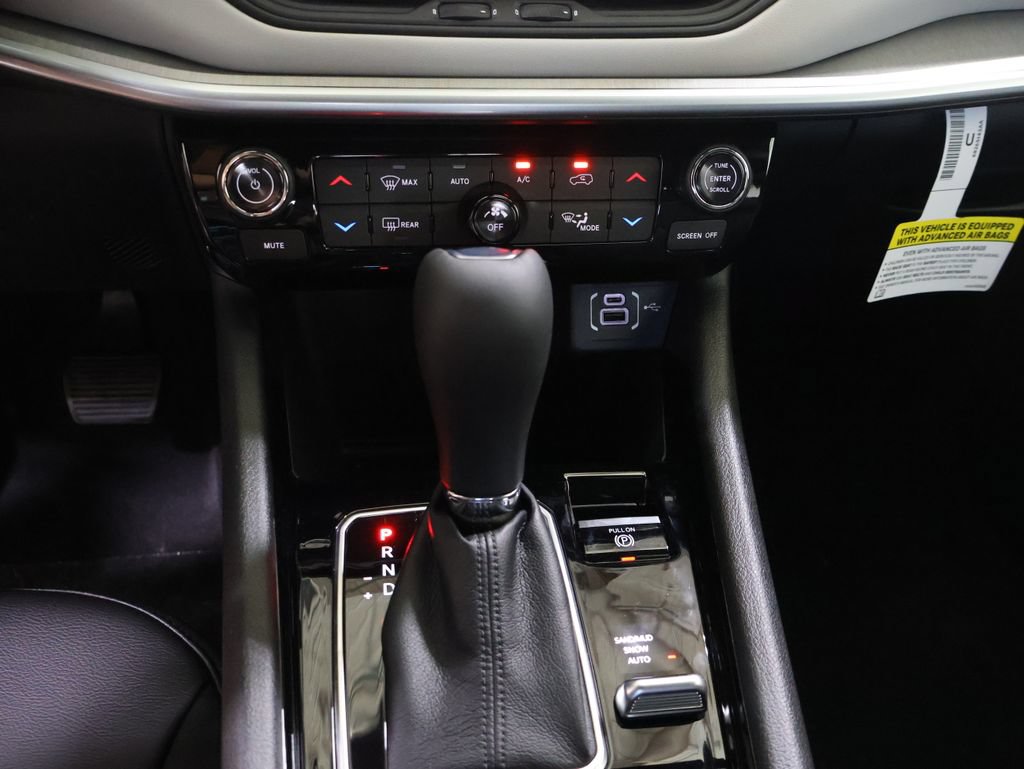 New 2026 Jeep Compass Limited AWD/4WD image 22