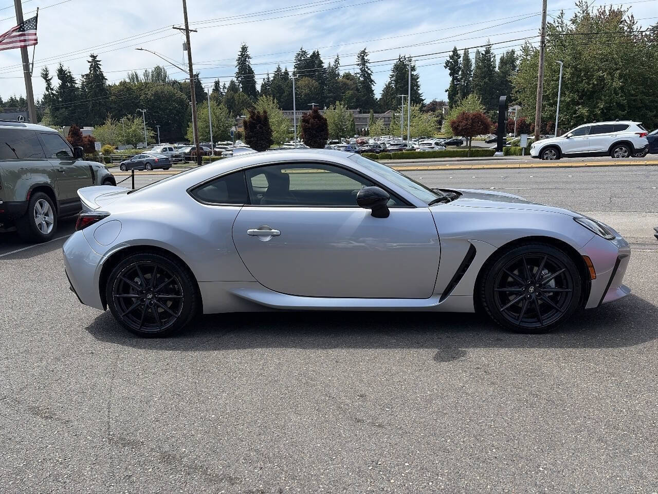 Used 2023 Toyota GR86 Premium RWD image 11