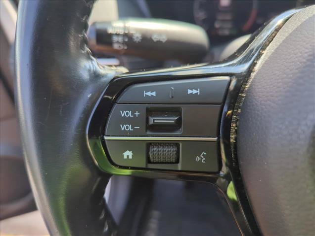 Used 2023 Honda HR-V EX-L image 14