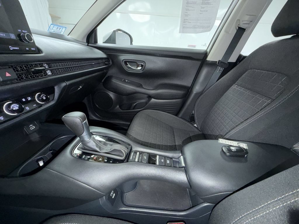 Used 2024 Honda HR-V LX image 22