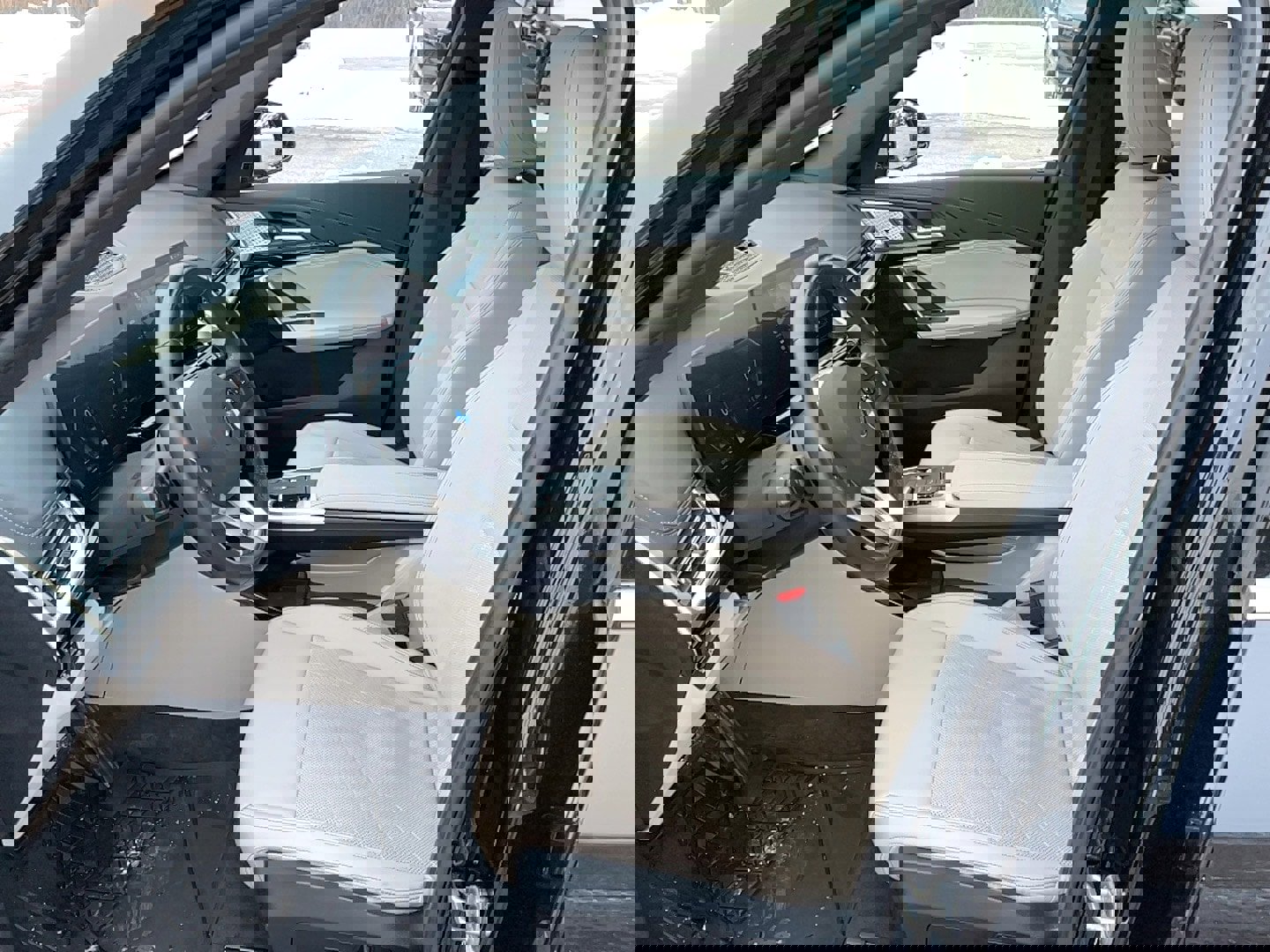 Certified 2023 BMW X1 xDrive28i w/ Premium Package image 9