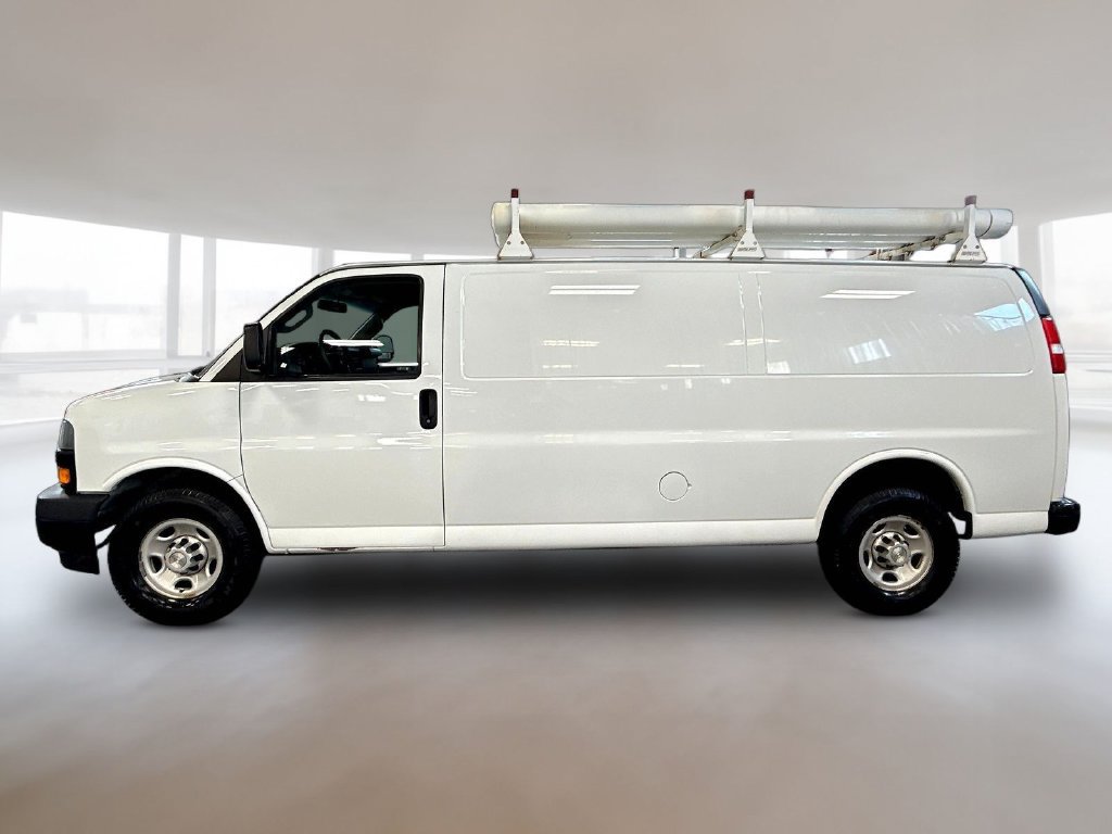 Used 2019 Chevrolet Express 3500 Extended RWD image 4