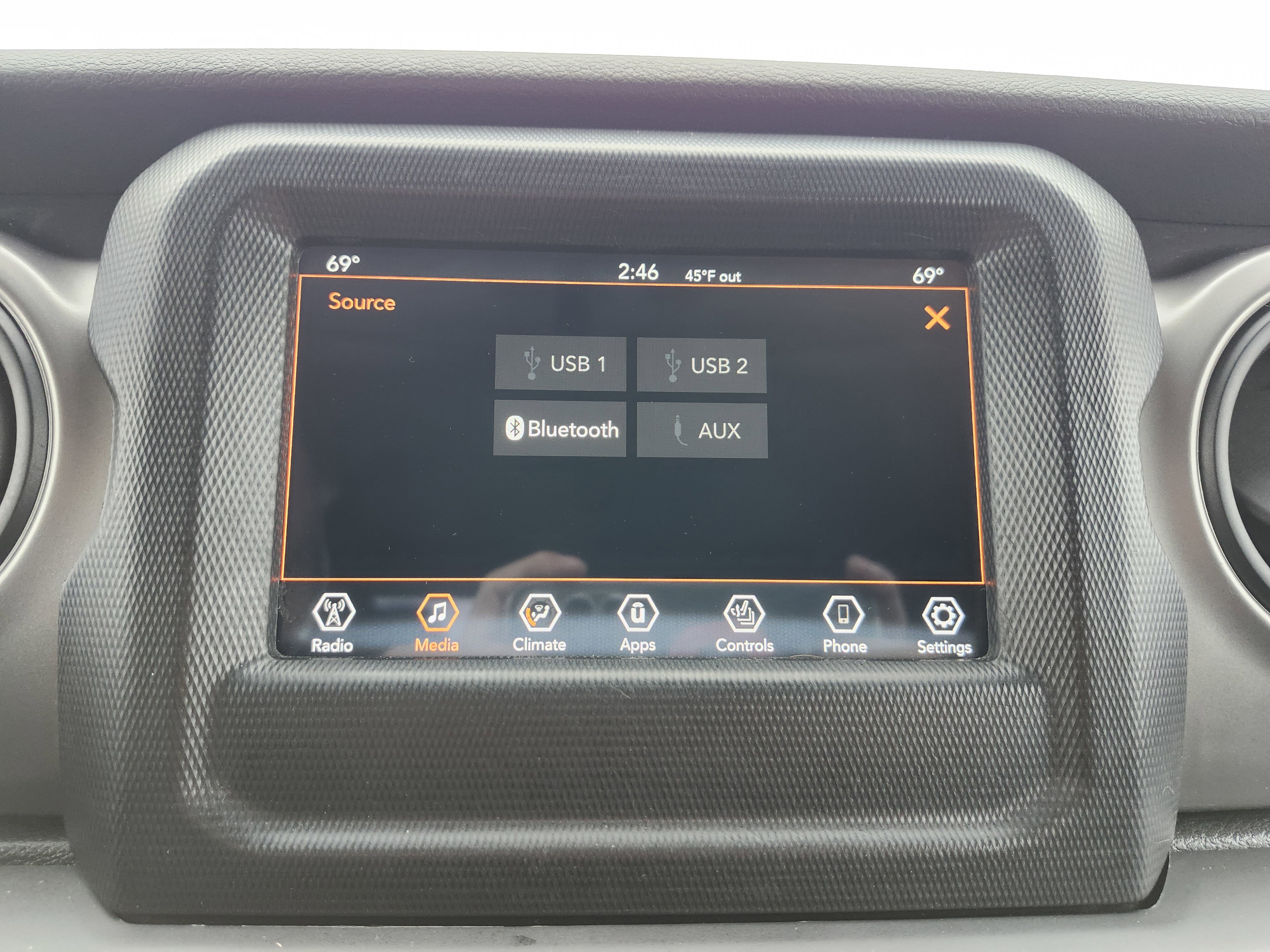 Used 2020 Jeep Gladiator Sport w/ Quick Order Package 24S image 5