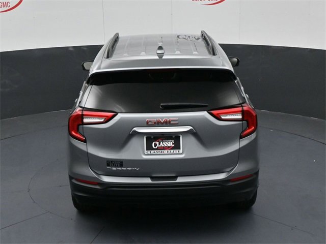 Used 2024 GMC Terrain SLE w/ Driver Convenience Package image 22