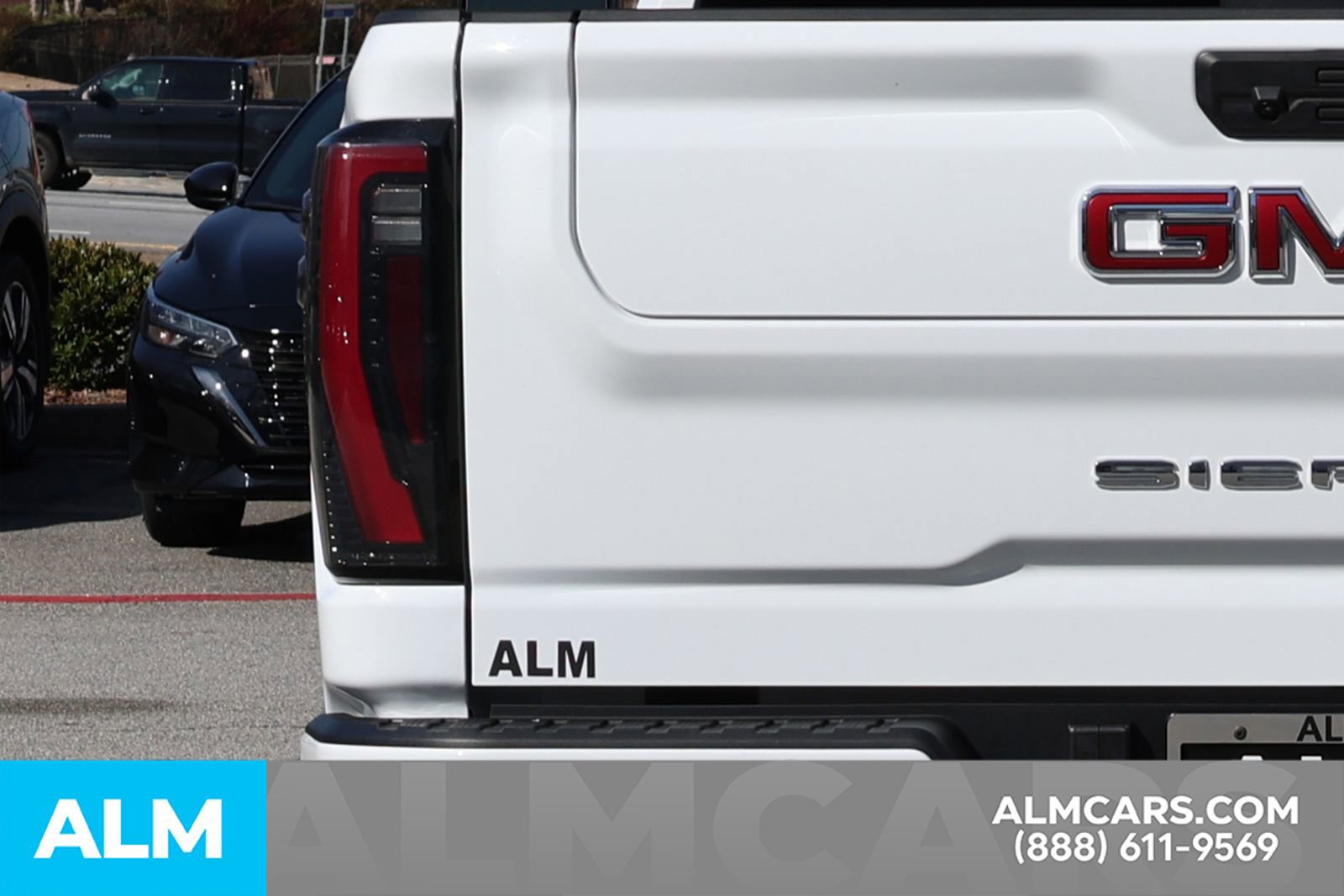 Used 2026 GMC Sierra 2500 AT4 image 12