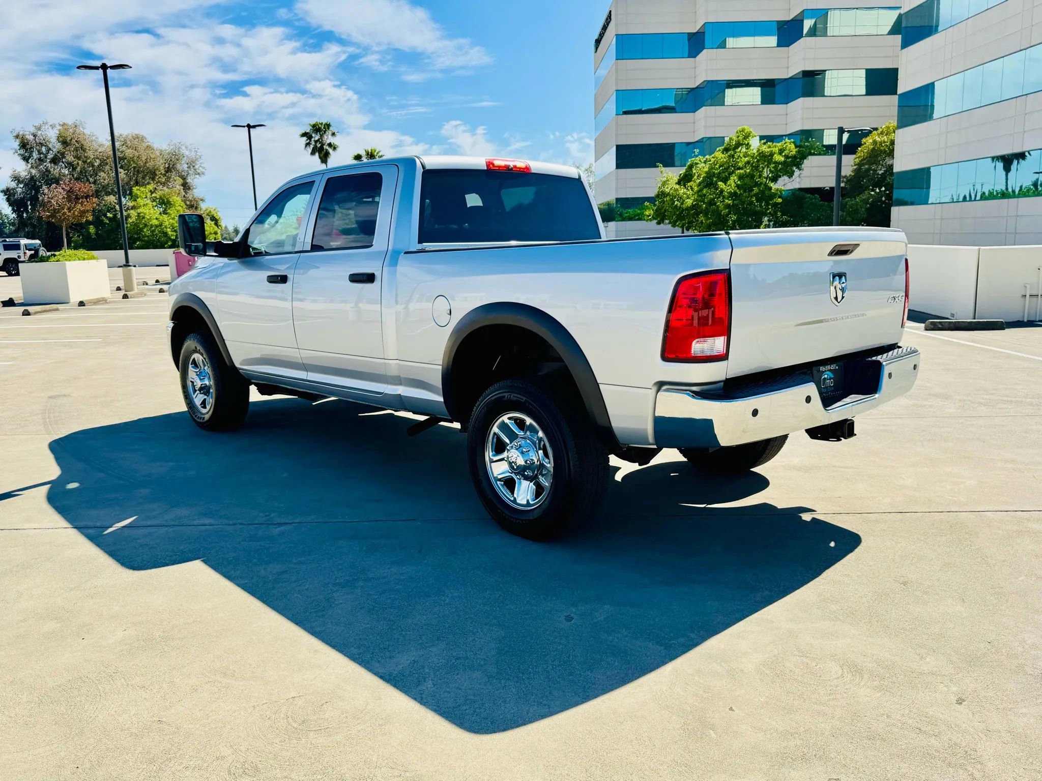 Used 2018 RAM 2500 Tradesman w/ Chrome Appearance Group AWD/4WD image 10