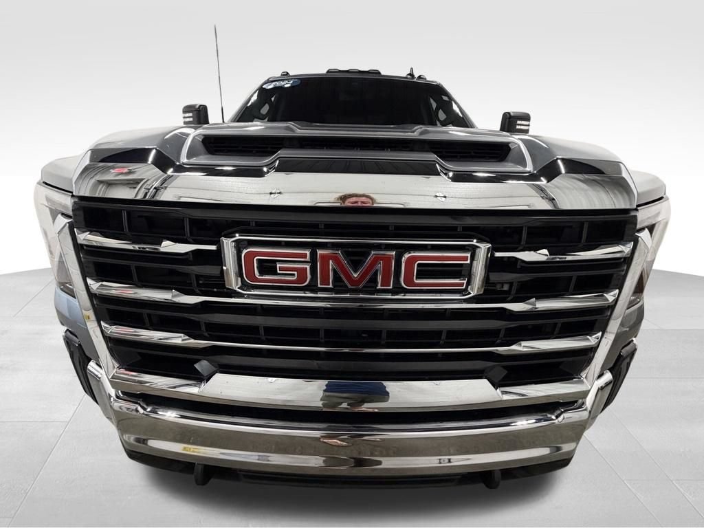 Certified 2024 GMC Sierra 3500 SLE w/ Preferred Package AWD/4WD image 5
