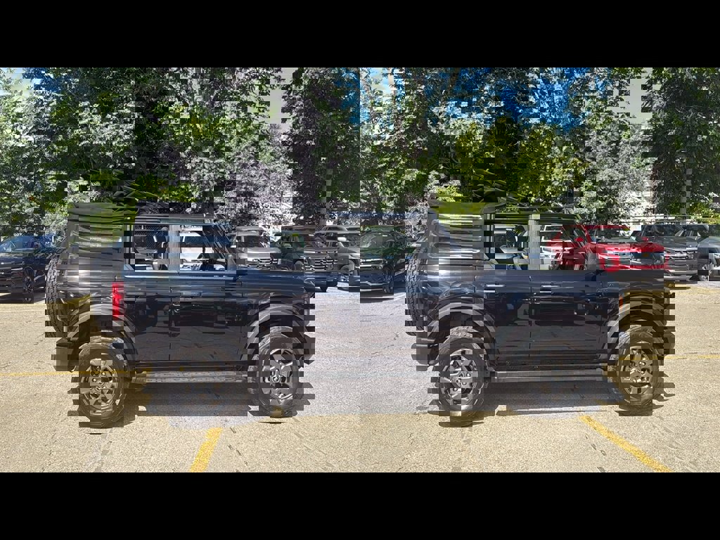 Used 2022 Ford Bronco Big Bend image 6