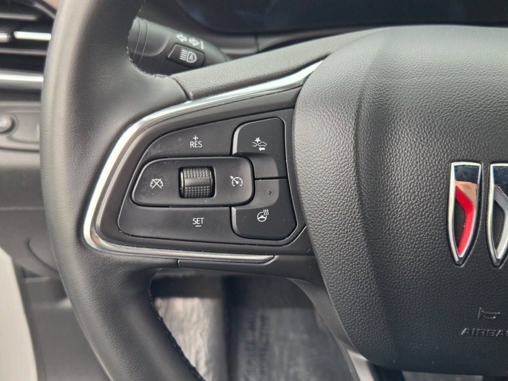 Used 2024 Buick Envista Avenir FWD image 30
