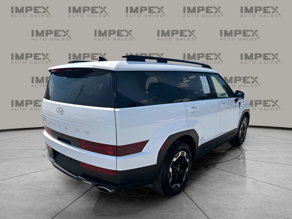 Used 2026 Hyundai Santa Fe SEL FWD image 5
