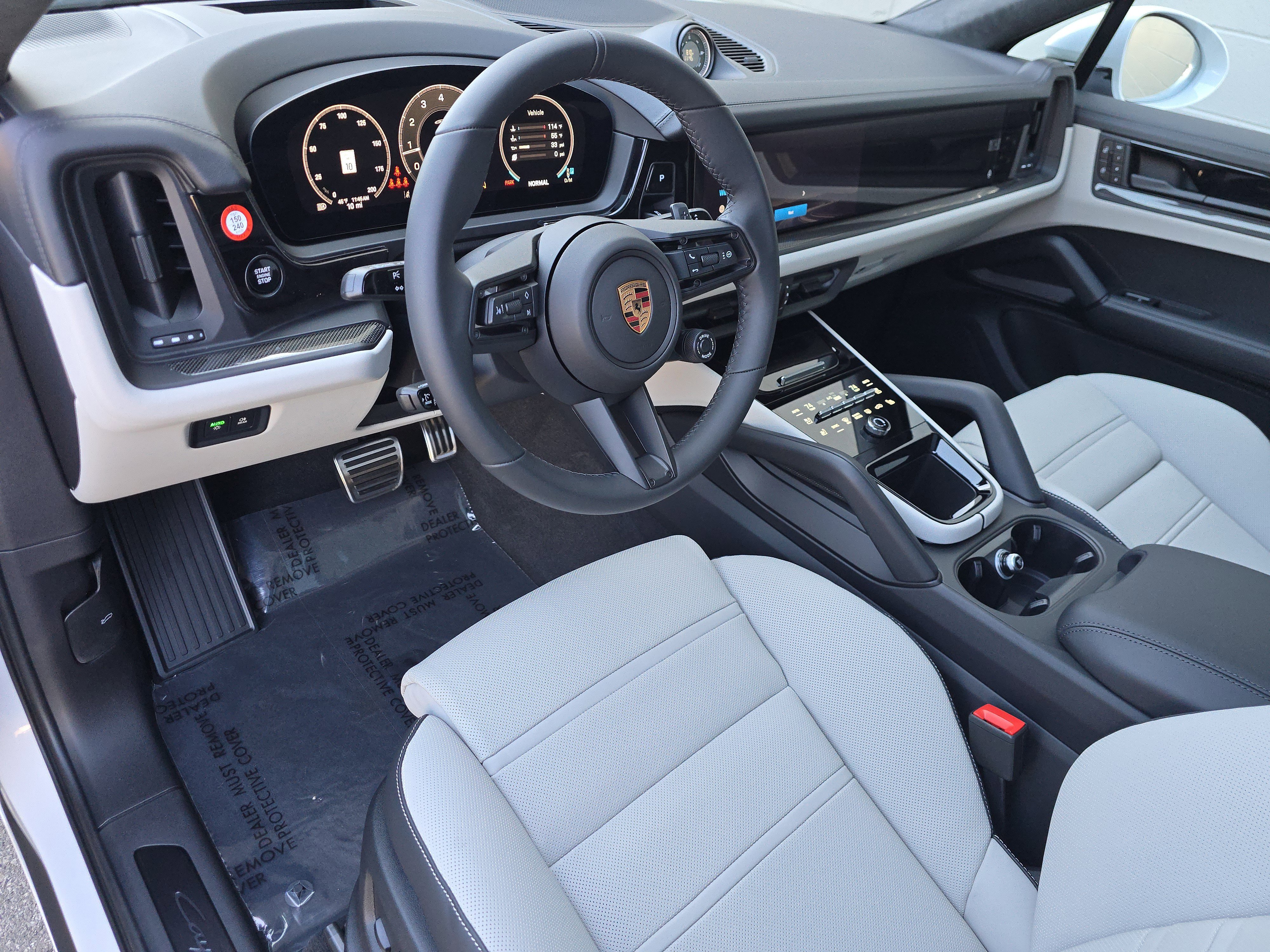 New 2026 Porsche Cayenne GTS image 4