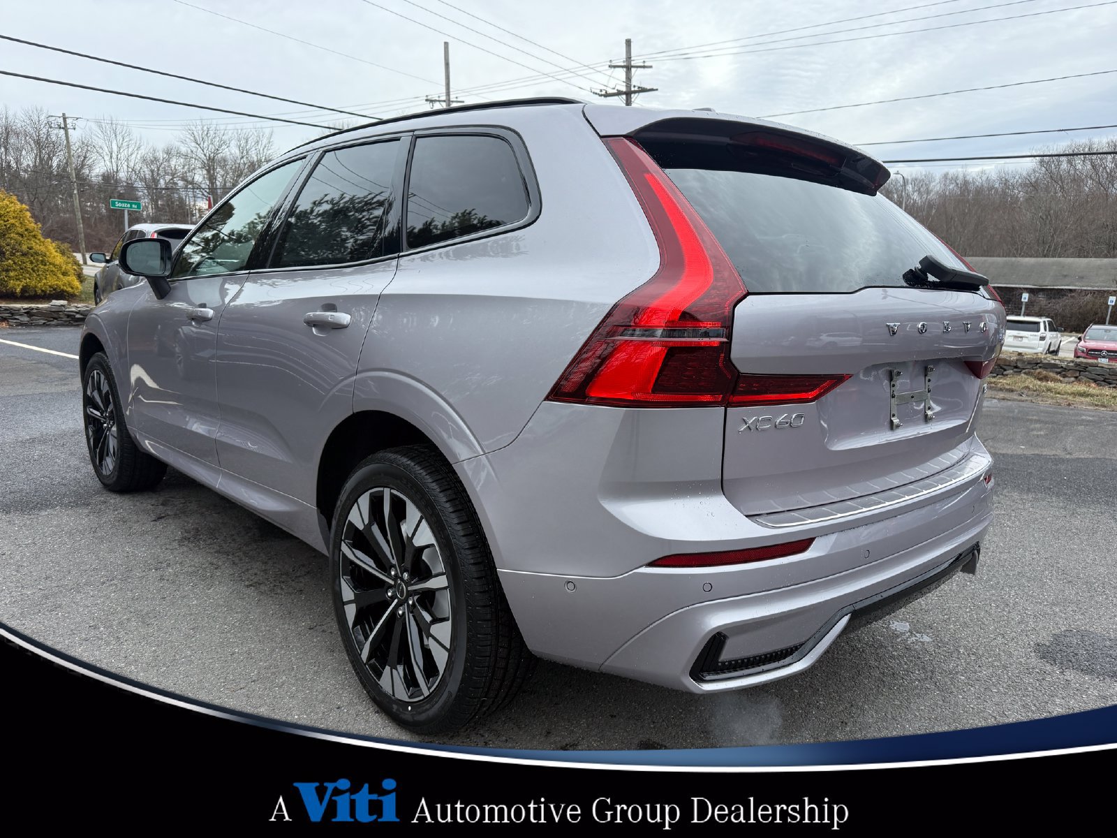 Used 2026 Volvo XC60 B5 Plus w/ Protection Package Premier AWD/4WD image 6