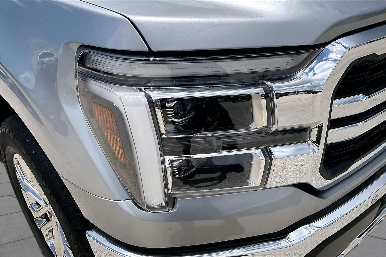 Used 2024 Ford F150 Lariat w/ Equipment Group 502A High AWD/4WD image 27