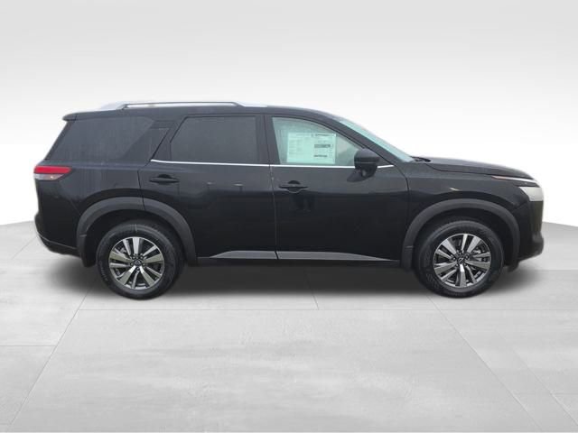 New 2025 Nissan Pathfinder SL image 8