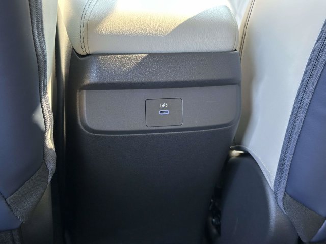 Used 2026 Nissan Sentra SL w/ Floor Mat Package FWD image 17