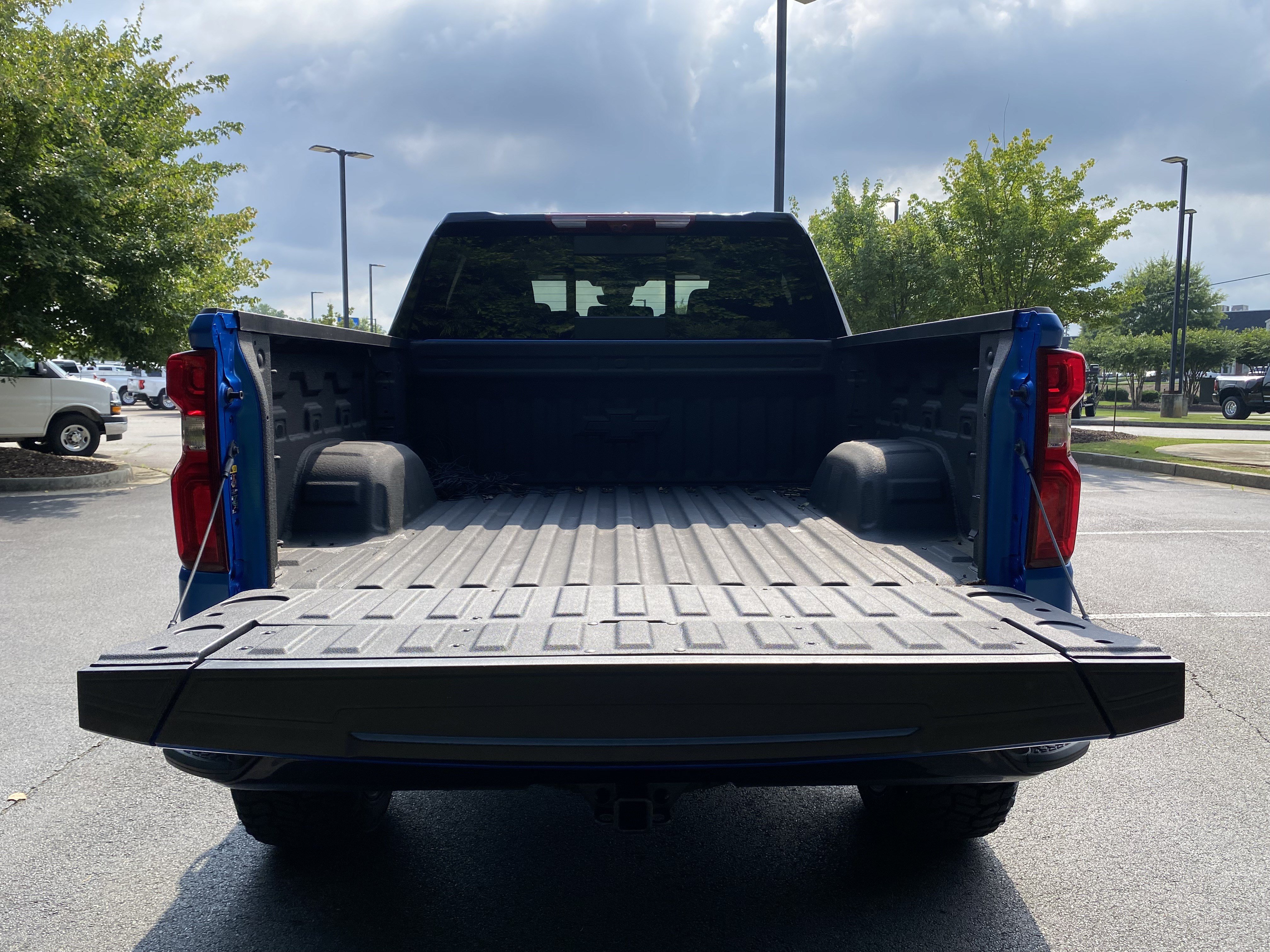Used 2026 Chevrolet Silverado 1500 ZR2 AWD/4WD image 12