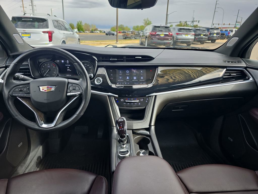 Used 2023 Cadillac XT6 Premium Luxury w/ Technology Package AWD/4WD image 12