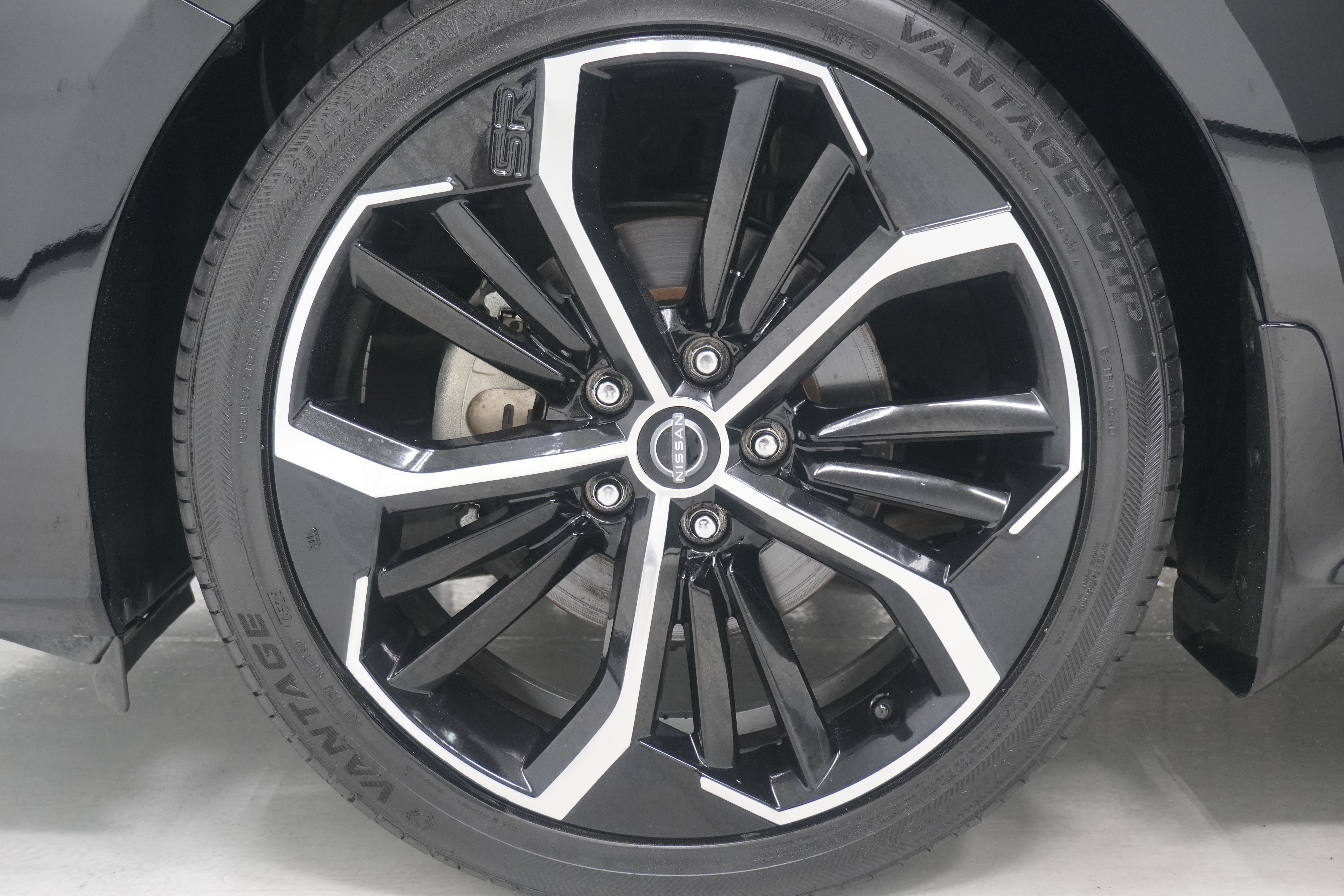 Used 2023 Nissan Altima 2.5 SR w/ SR Premium Package FWD image 27