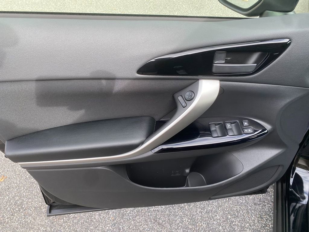 New 2026 Mitsubishi Eclipse Cross LE image 11