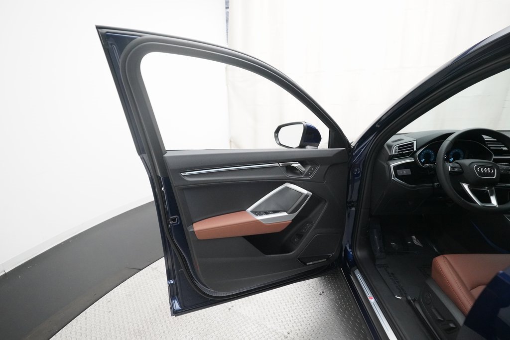New 2025 Audi Q3 2.0T Premium Plus image 29