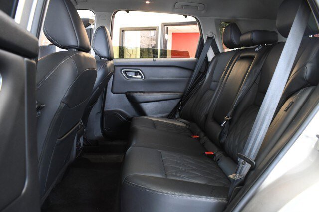 Used 2025 Nissan Rogue Platinum w/ Platinum Premium Package AWD/4WD image 22
