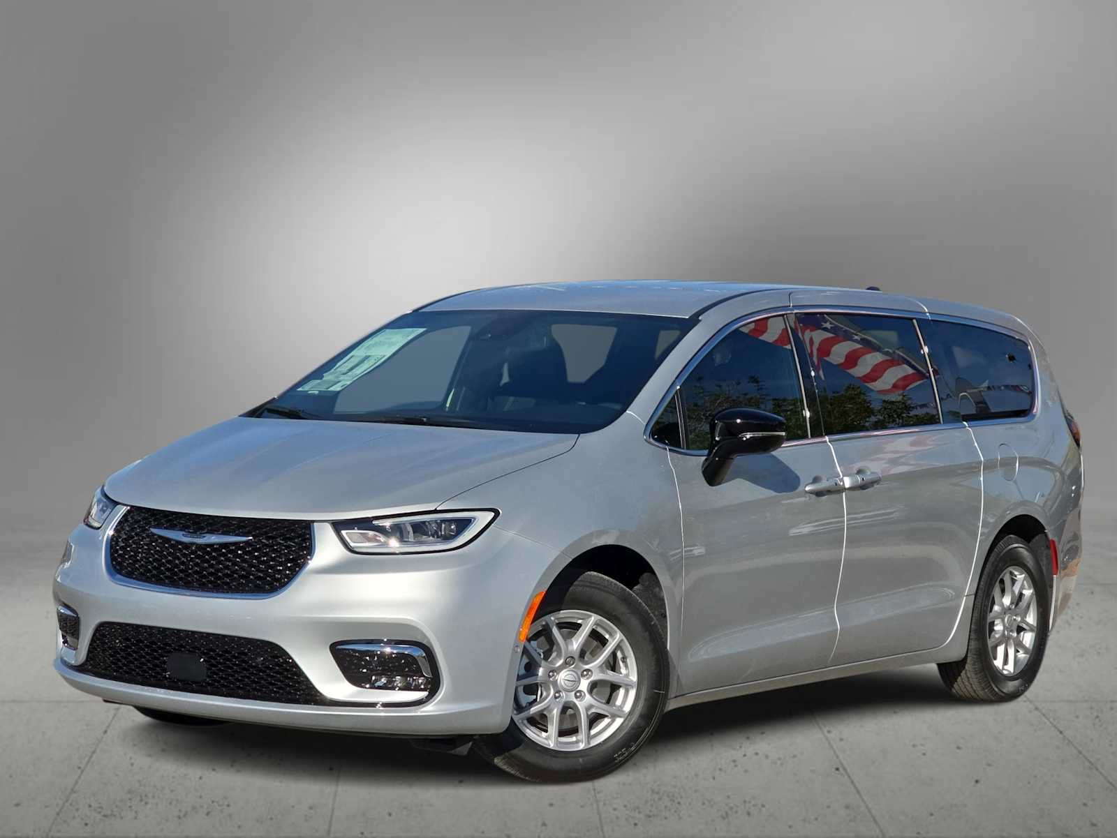 Used 2026 Chrysler Pacifica Select