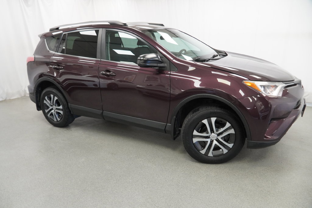 Used 2017 Toyota RAV4 LE w/ All Weather Liner Package FWD image 5