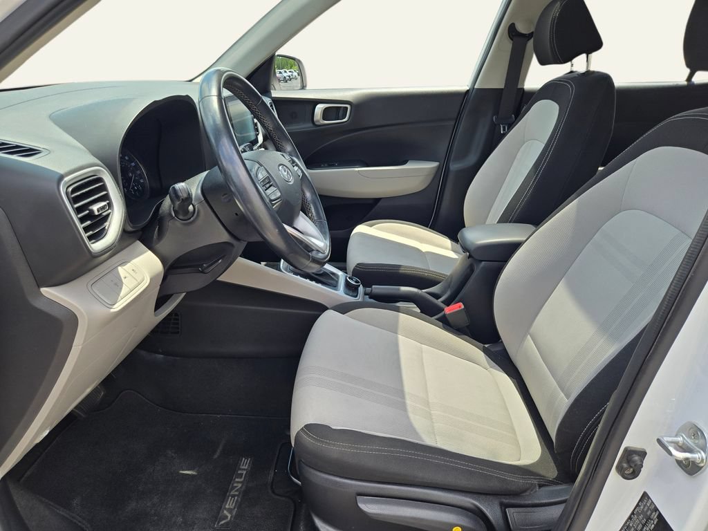 Used 2022 Hyundai Venue SEL w/ Cargo Package FWD image 23