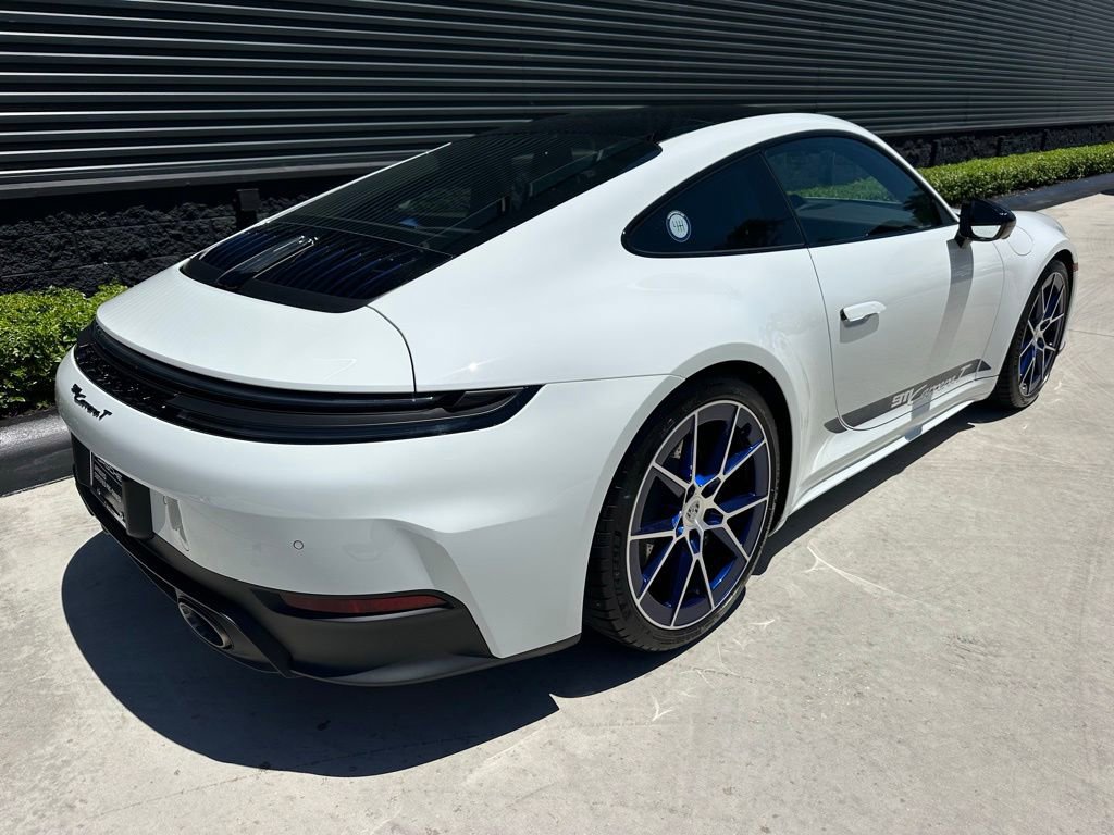 Certified 2026 Porsche 911 Carrera T RWD image 9