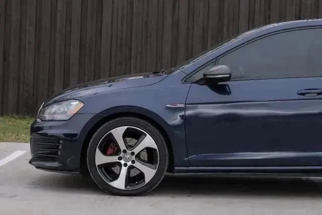 Used 2016 Volkswagen GTI SE w/ Lighting Package (SEL) image 17