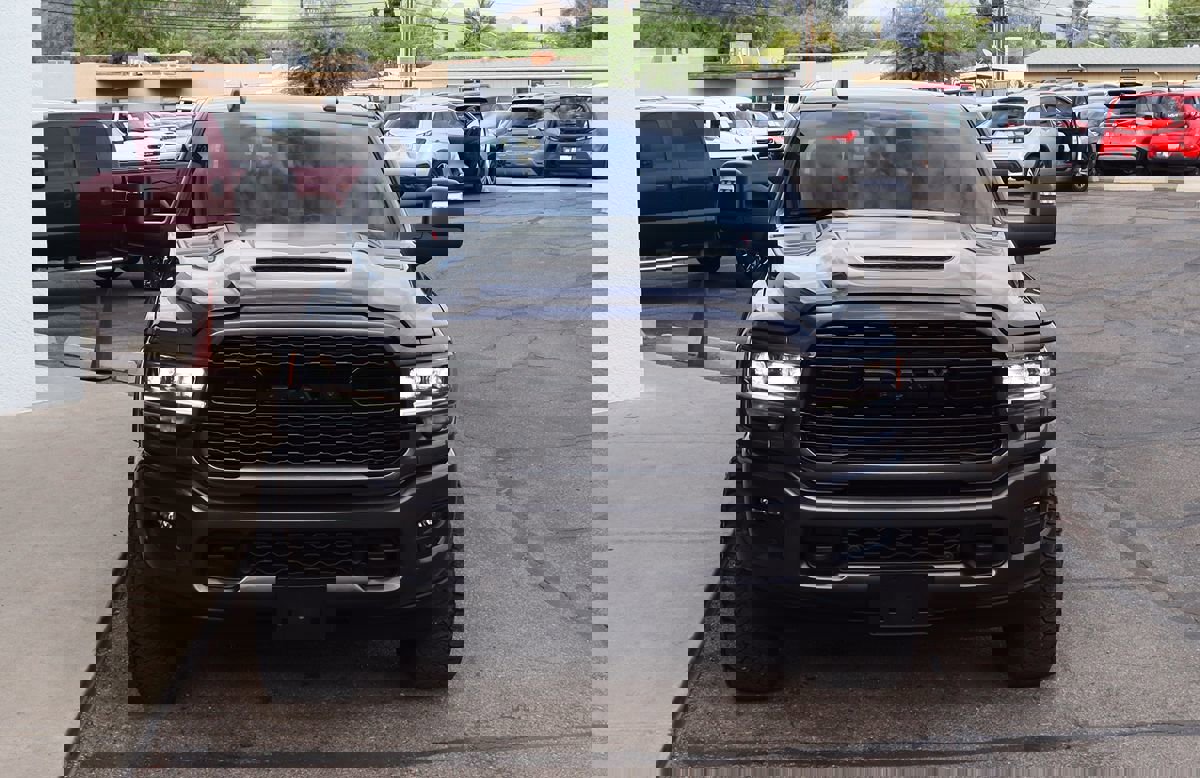 Used 2024 RAM 2500 Limited image 19