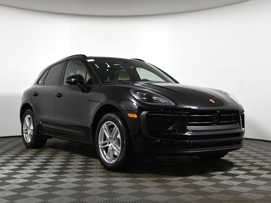 New 2026 Porsche Macan AWD/4WD image 9