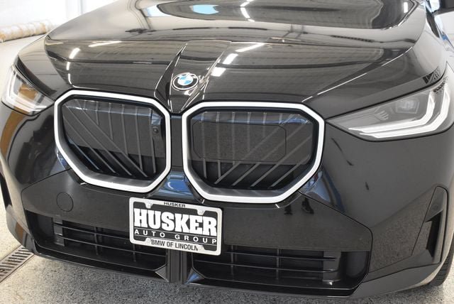 Used 2025 BMW X3 xDrive30i AWD/4WD image 14