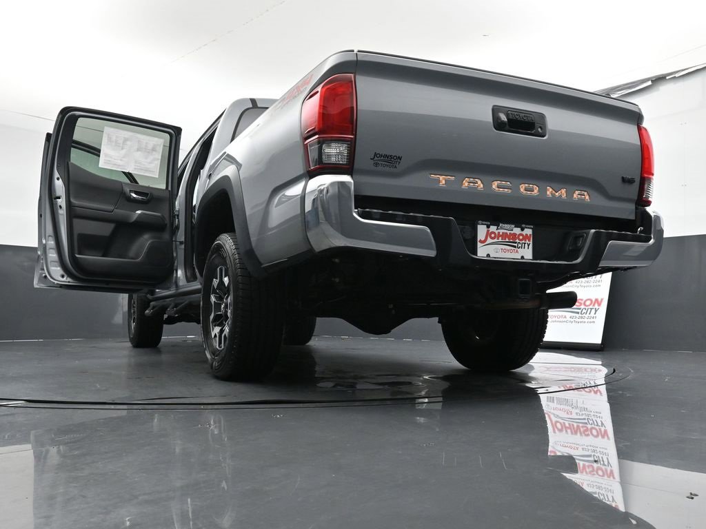 Used 2019 Toyota Tacoma TRD Off-Road image 46