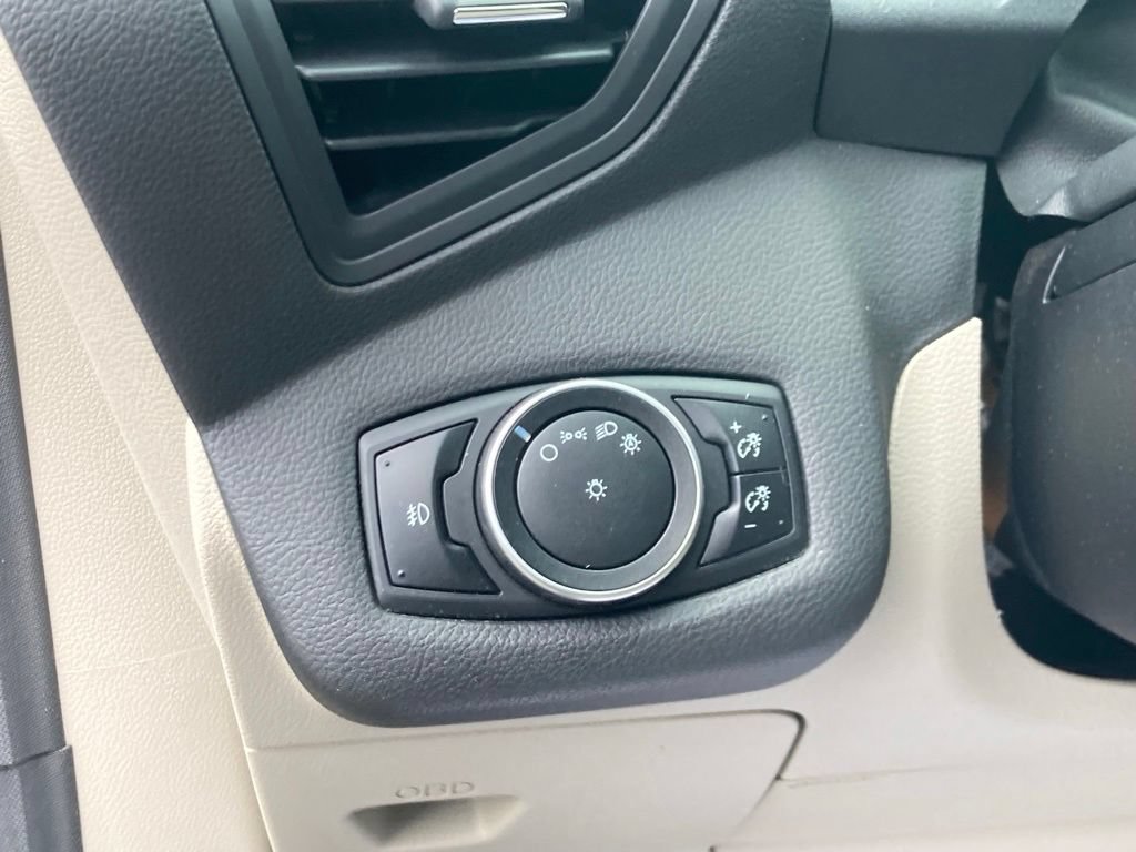 Used 2016 Ford Escape SE AWD/4WD image 12